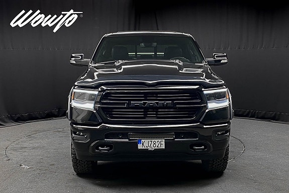 Dodge RAM 1500 2 of 5