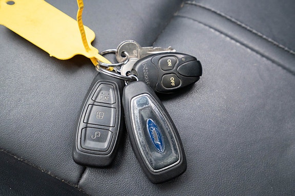 Ford S-MAX 3 of 24