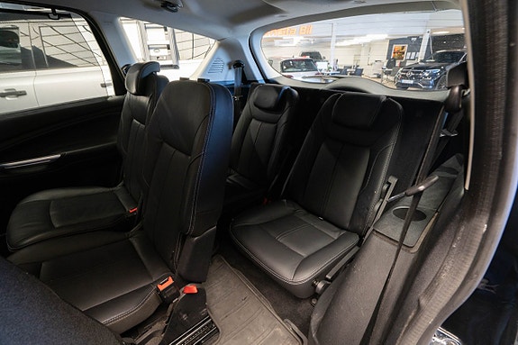 Ford S-MAX 14 of 24