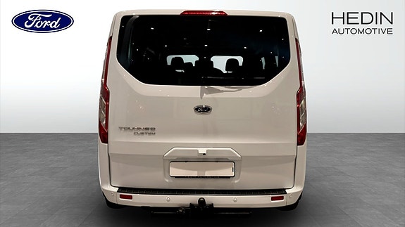 Ford Custom Tourneo 7 of 9