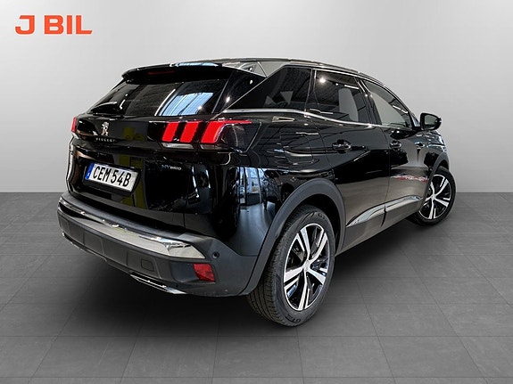 Peugeot 3008 4 of 17