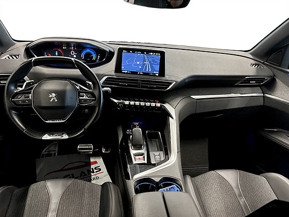 Peugeot 3008 5 of 17