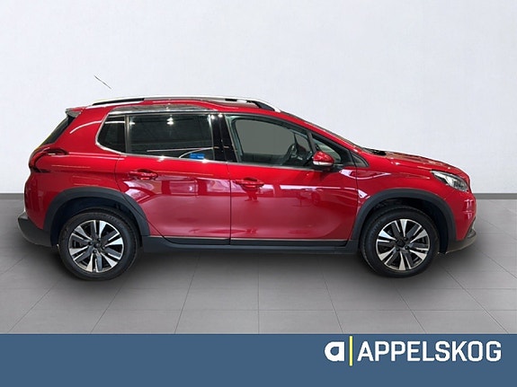 Peugeot 2008 4 of 5