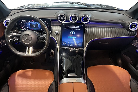 Mercedes-Benz GLC300 e 8 of 24