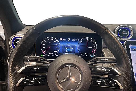 Mercedes-Benz GLC300 e 7 of 24