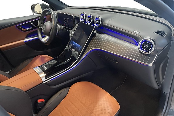 Mercedes-Benz GLC300 e 9 of 24