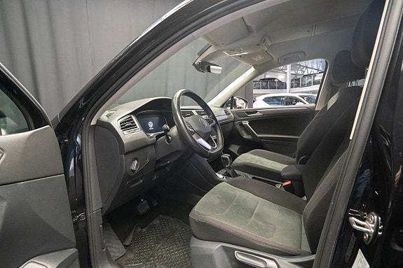 Volkswagen Tiguan Allspace 18 of 25
