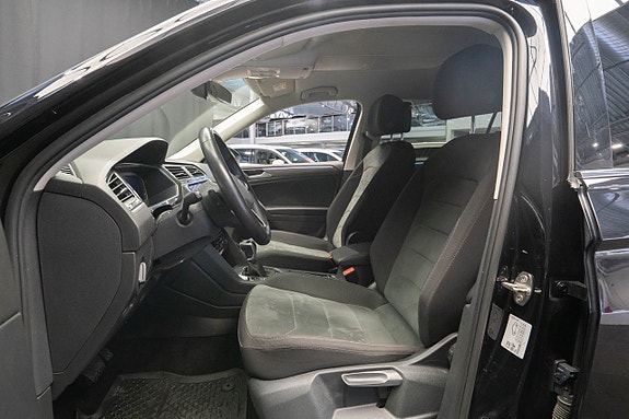Volkswagen Tiguan Allspace 19 of 25