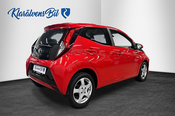 Toyota Aygo 5 of 13