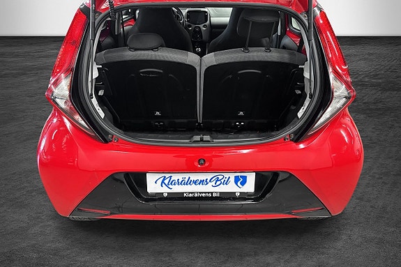 Toyota Aygo 12 of 13