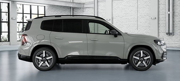 Mercedes-Benz GLB350 6 of 10