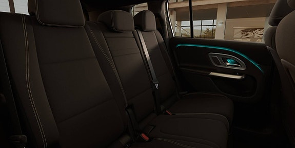 Mercedes-Benz GLB350 9 of 10