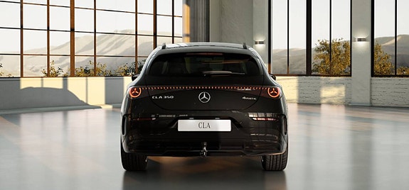 Mercedes-Benz CLA350 5 of 5