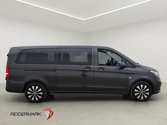 Mercedes-Benz eVito Tourer 2 of 5