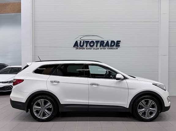 Hyundai Grand Santa Fe 6 of 19