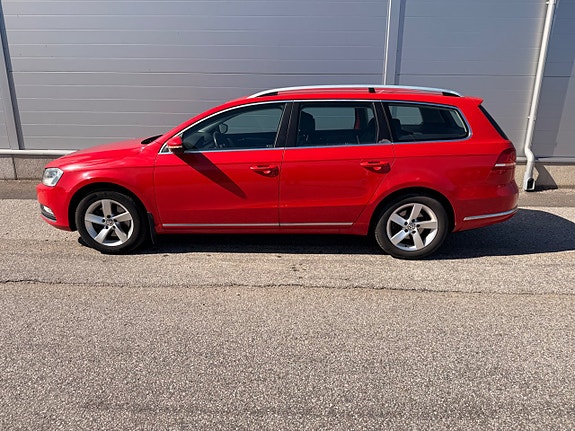Volkswagen Passat 3 of 5