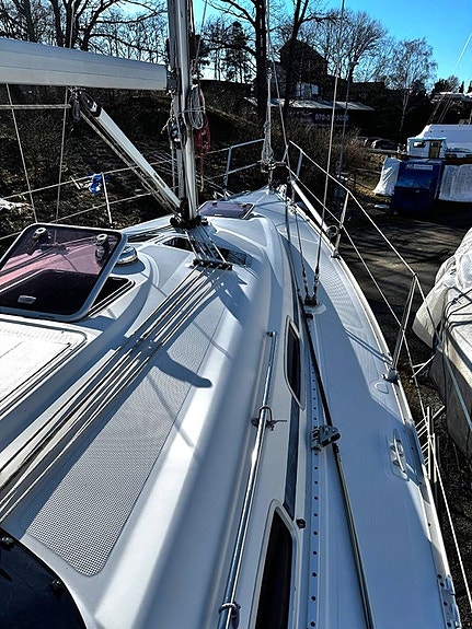 Bavaria 33 Cruiser 5 of 5