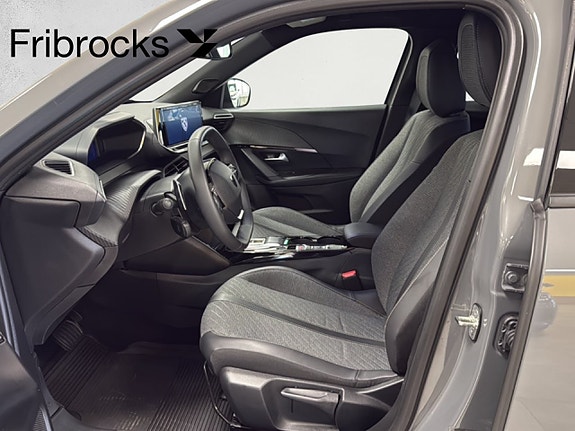 Peugeot 2008 9 of 17