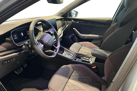 Skoda Octavia 8 of 17