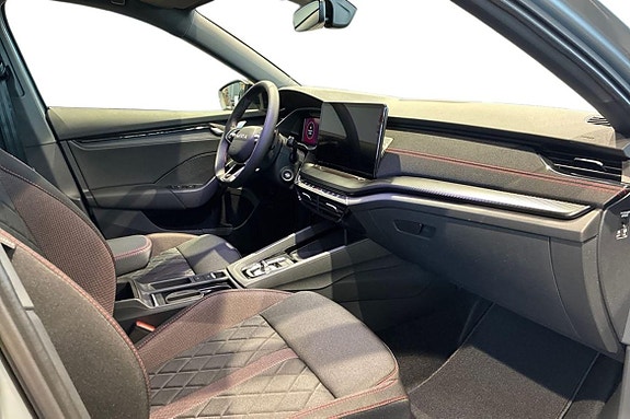 Skoda Octavia 10 of 17