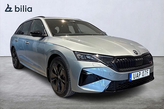 Skoda Octavia 3 of 5