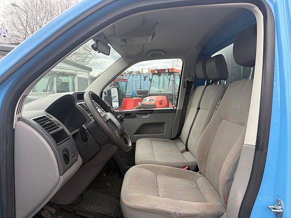 Volkswagen Transporter 7 of 9