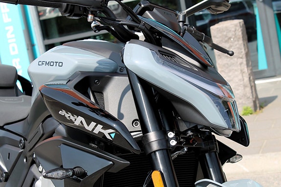 CFMOTO 675NK | 3 CYL TRIPLE RACING MOTOR |  | BRUTAL! 8 of 20
