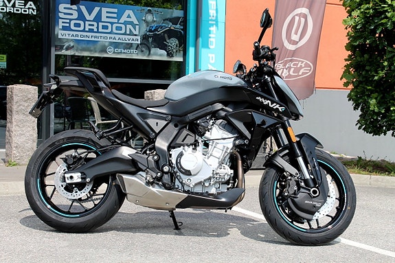CFMOTO 675NK | 3 CYL TRIPLE RACING MOTOR |  | BRUTAL! 5 of 20