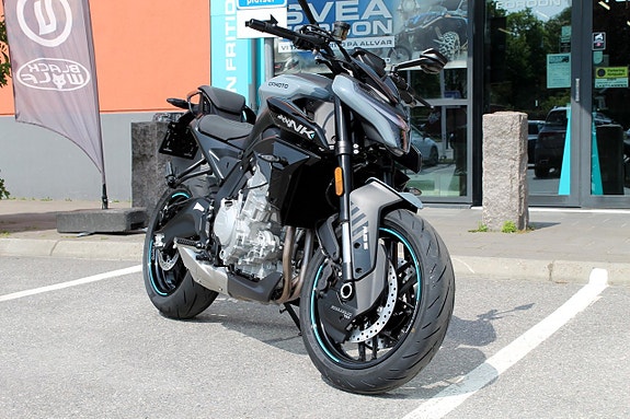 CFMOTO 675NK | 3 CYL TRIPLE RACING MOTOR |  | BRUTAL! 4 of 20
