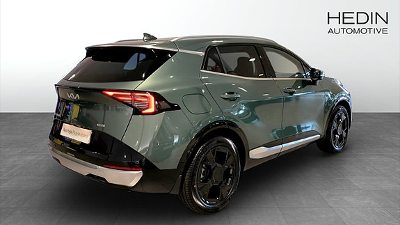 Kia Sportage 2 of 5