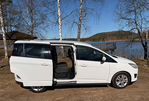 Ford Grand C-MAX 3 of 5