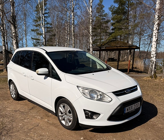 Ford Grand C-MAX 2 of 5
