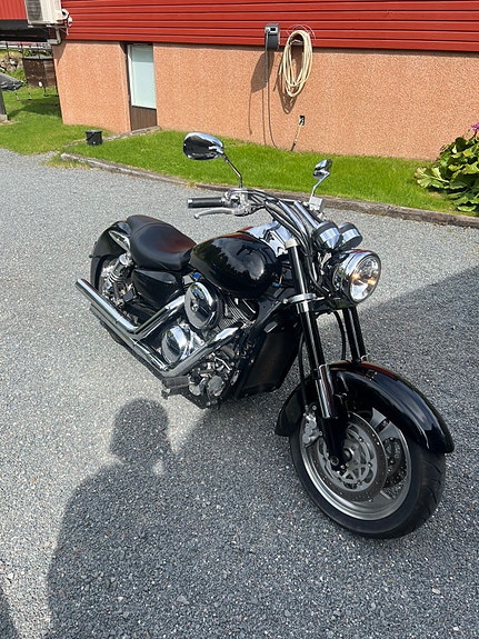 Kawasaki Vulcan 1500 Meanstreak 3 of 5