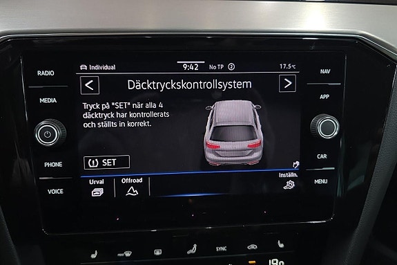 Volkswagen Passat Alltrack 14 of 20