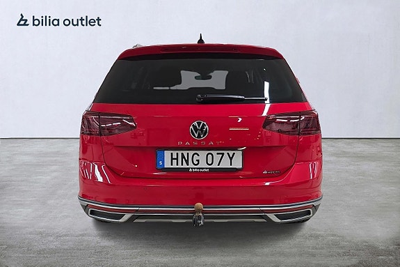 Volkswagen Passat Alltrack 7 of 20