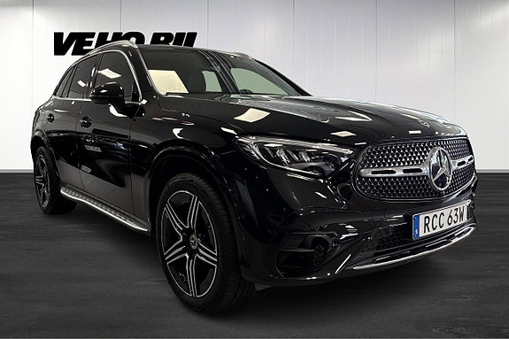 Mercedes-Benz GLC300 de 2 of 5