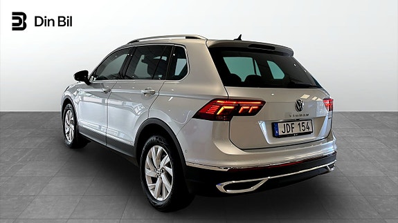 Volkswagen Tiguan 3 of 5