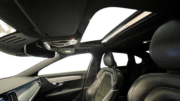 Volvo S90 12 of 25