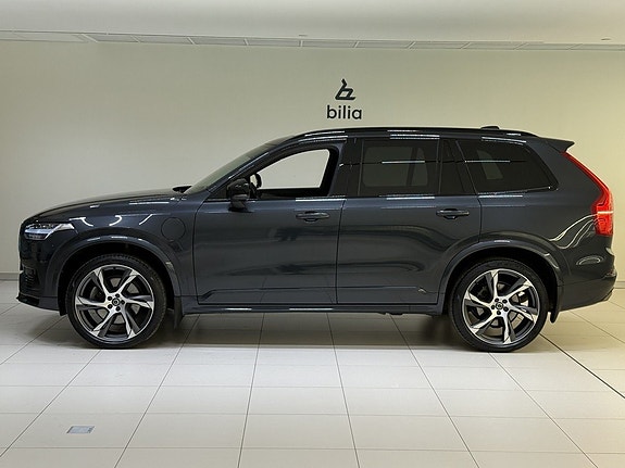 Volvo XC90 3 of 5