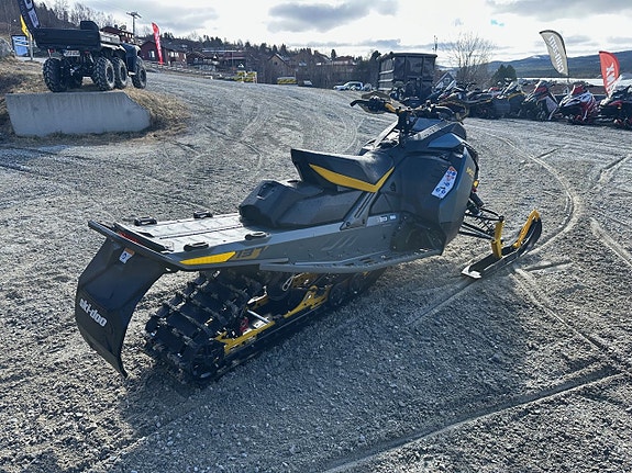 Ski-Doo MXZ X-RS 850 E-Tec -26 4 of 5