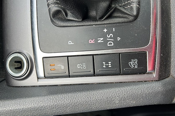 Volkswagen Amarok 16 of 19