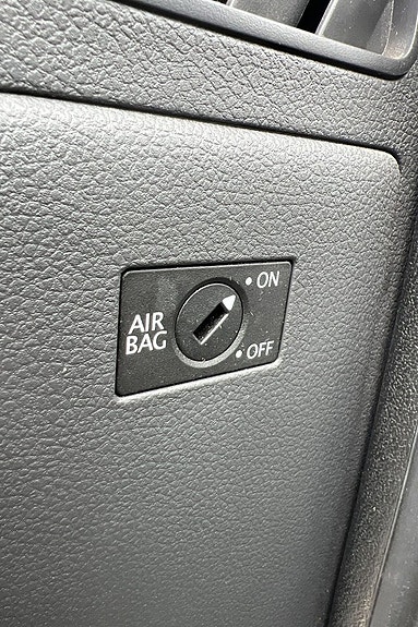 Volkswagen Amarok 11 of 19