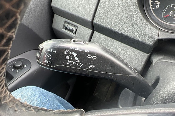 Volkswagen Amarok 19 of 19