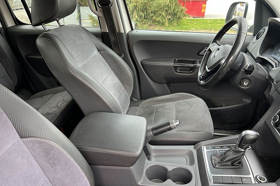 Volkswagen Amarok 10 of 19