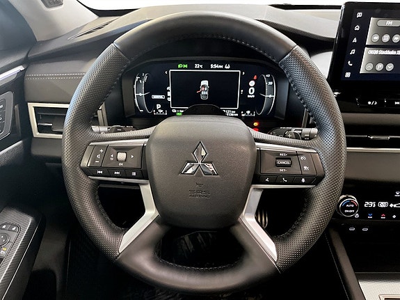 Mitsubishi Outlander 8 of 28