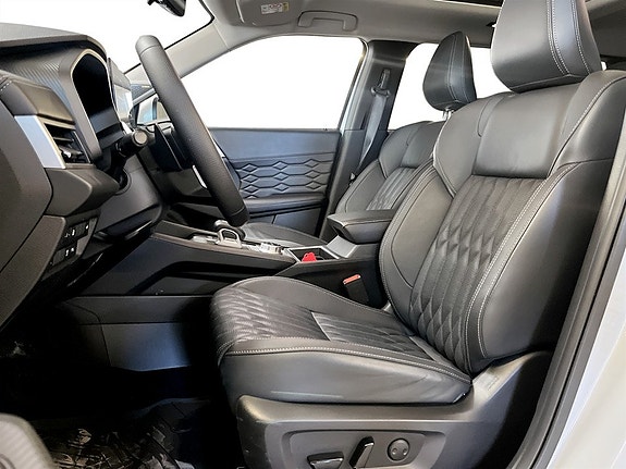 Mitsubishi Outlander 6 of 28