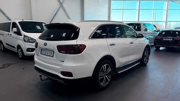 Kia Sorento 4 of 5