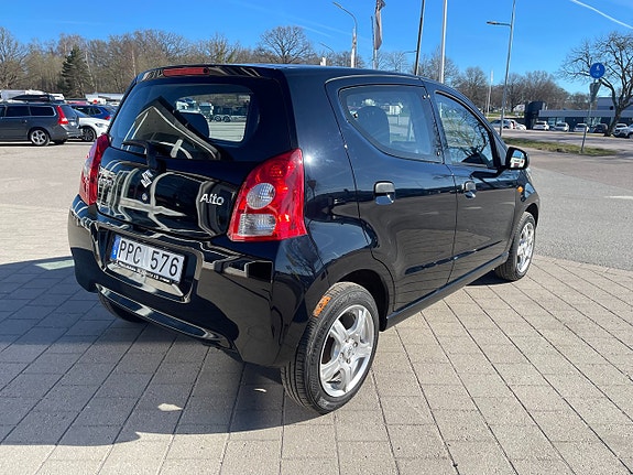 Suzuki Alto 5 of 5