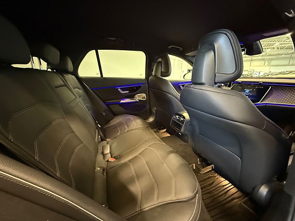 Mercedes-Benz E300 de 7 of 15