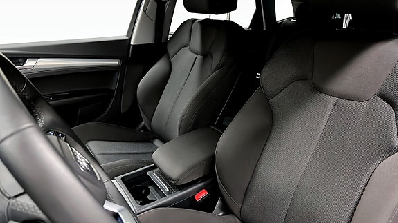 Audi Q5 8 of 24